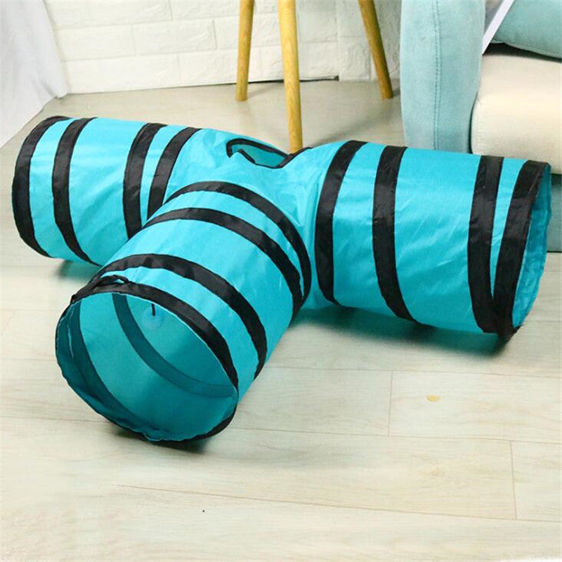 Collapsible cat tunnel